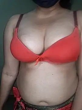 cute nansi online show from March 2, 7:45 pm