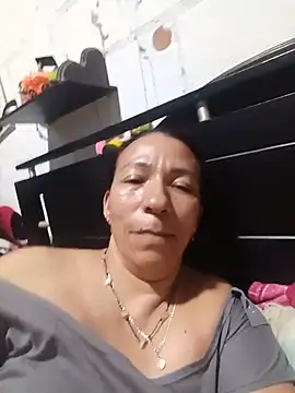 Snapshot of Antonela45 chatting on June 17, 1:30 am Antonela45 online show from June 17, 1:30 am