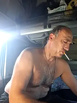 Snapshot of aleksis1313 chatting on November 8, 9:53 am aleksis1313 online show from November 8, 9:53 am