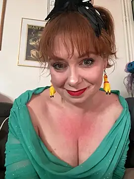 VeraaFlynn online show from February 17, 8:55 am