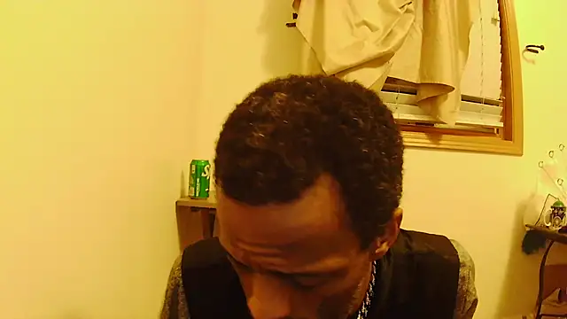 BadazzRXL online show from November 28, 2:47 am