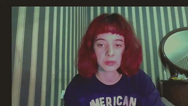 Snapshot of _Amber_Doll_ chatting on October 8, 10:18 pm Amber Doll online show from October 8, 10:18 pm