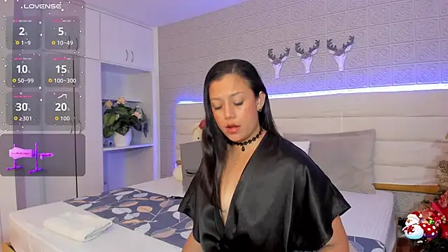 LeilaHiuston online show from November 6, 8:32 pm