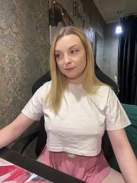 Snapshot of Lina_ly chatting on March 7, 8:11 pm Lina ly online show from March 7, 8:11 pm
