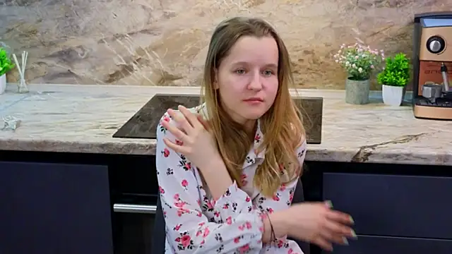 BlytheCleeton online show from March 6, 5:03 am