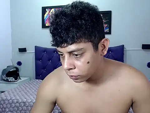 Alejandroo 22 online show from September 26, 3:49 pm