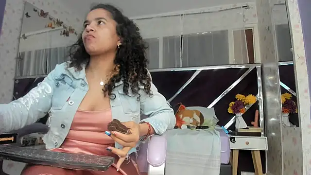 emma morgan 1 online show from October 18, 2:29 pm