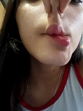 Valen Person online show from November 4, 4:17 pm