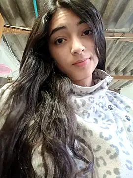 Valen Person online show from November 12, 4:18 pm