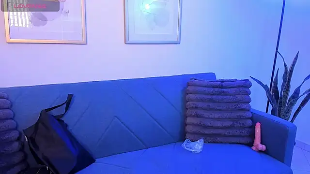 BellaRosee   online show from March 15, 7:27 pm
