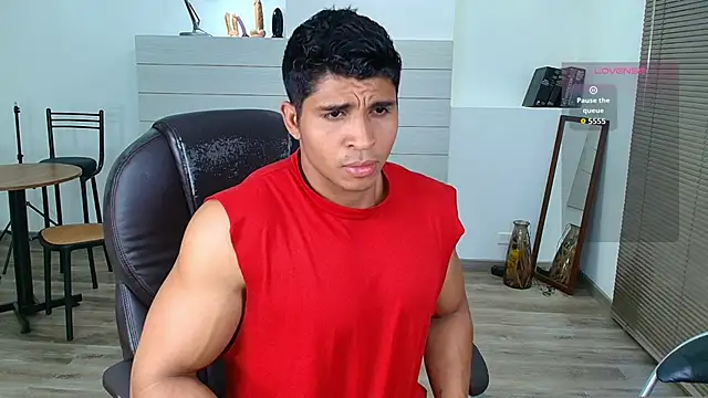 Snapshot of Apolotherock chatting on February 21, 1:45 pm Apolotherock online show from February 21, 1:45 pm