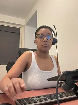 Melia Rayne online show from March 3, 11:16 am