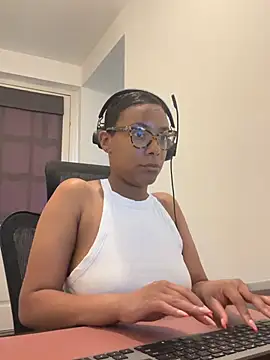 Melia Rayne online show from May 26, 9:38 am