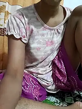 sexy-trisha1 online show from October 29, 7:04 pm