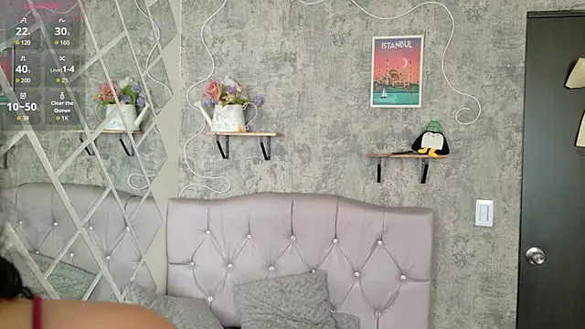 Devil AliceXo online show from April 10, 9:19 pm