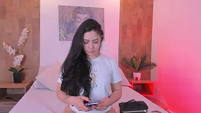 isabella winkler online show from June 25, 11:04 am