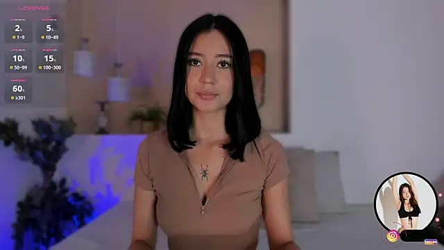 alison222  online show from October 27, 7:51 pm