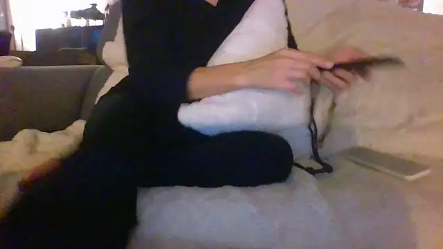 Valentinette online show from December 18, 8:48 pm