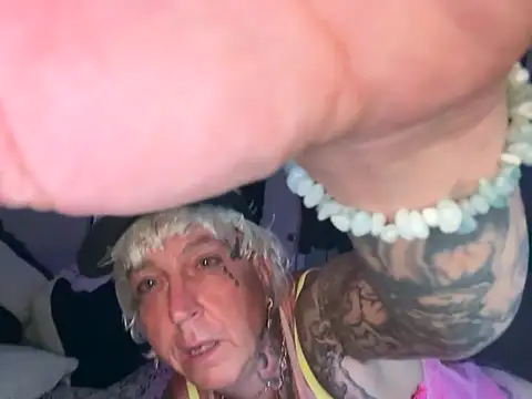 BADCOMPANY123 online show from September 24, 6:50 am