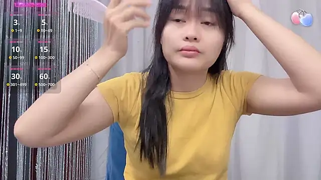 Snapshot of seangBibi chatting on March 11, 1:11 am seangBibi online show from March 11, 1:11 am