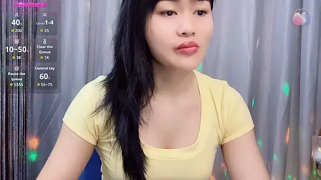 Snapshot of seangBibi chatting on April 12, 12:48 am seangBibi online show from April 12, 12:48 am