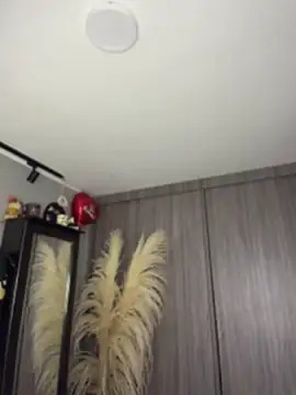 Snapshot of ErosKhaos chatting on April 15, 11:05 pm ErosKhaos online show from April 15, 11:05 pm