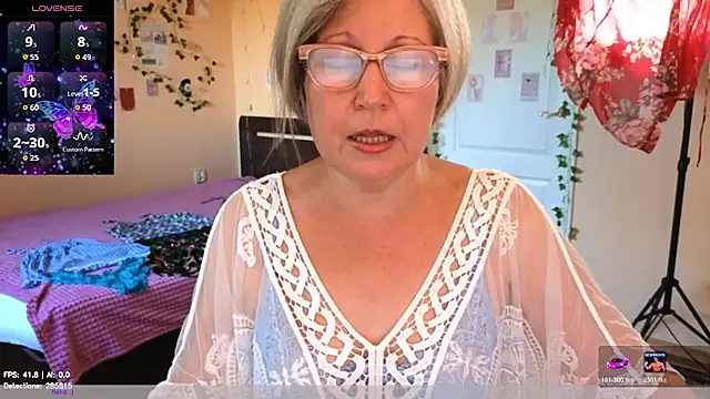 Snapshot of Wane_Witch chatting on July 27, 3:41 pm Wane Witch online show from July 27, 3:41 pm