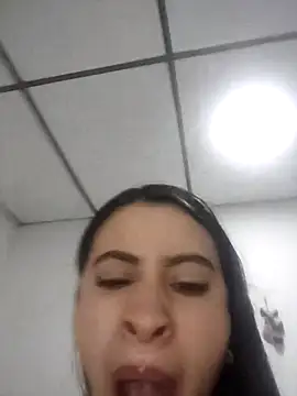 mialorents online show from December 13, 8:47 pm