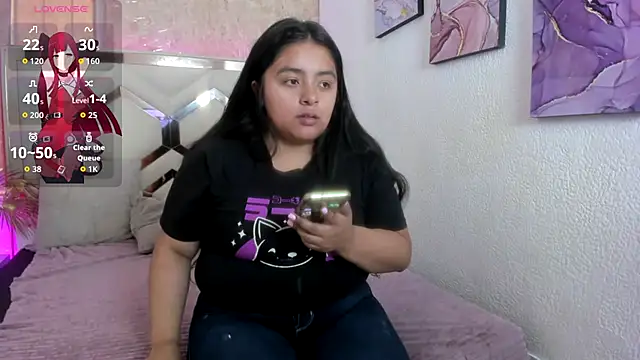 EmilyBrownn  online show from October 27, 7:18 pm