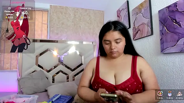 EmilyBrownn  online show from November 8, 7:23 pm