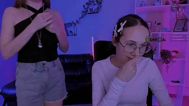 mona cloud online show from April 24, 11:07 pm