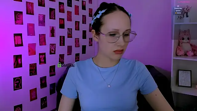 mona cloud online show from July 28, 8:52 pm