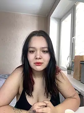 Snapshot of Viella_Rosewood chatting on March 5, 9:27 am Viella Rosewood online show from March 5, 9:27 am