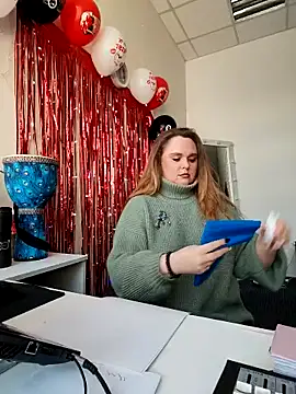 Juicy PeachLux online show from February 27, 7:52 am