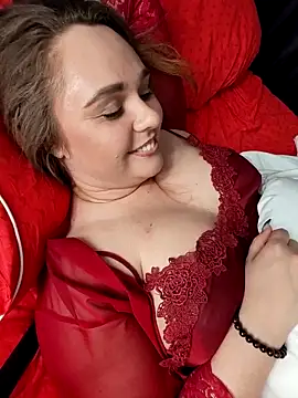 Juicy PeachLux online show from March 16, 6:01 pm