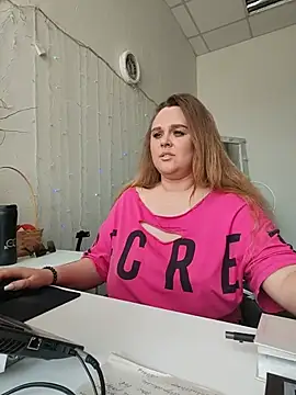 Juicy PeachLux online show from May 23, 7:56 am