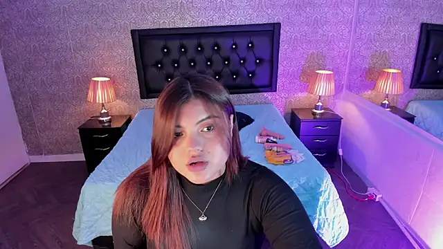 Scarlett  Johanson online show from March 13, 3:22 am