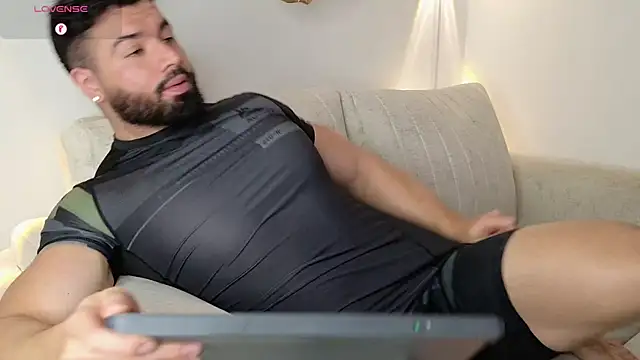 Roman Lux online show from November 21, 4:11 am