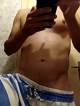 Snapshot of Fzssp chatting on November 18, 5:01 am Fzssp online show from November 18, 5:01 am