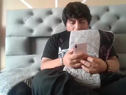  stiven 1817 online show from December 1, 7:41 pm