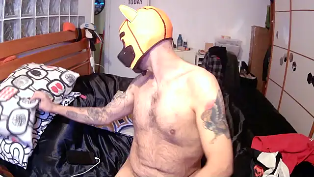 danix wild wolf online show from December 17, 1:28 pm