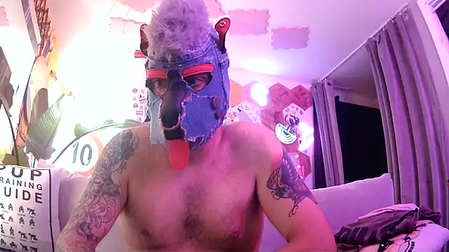 Snapshot of danix_wild_wolf chatting on July 26, 10:00 am danix wild wolf online show from July 26, 10:00 am