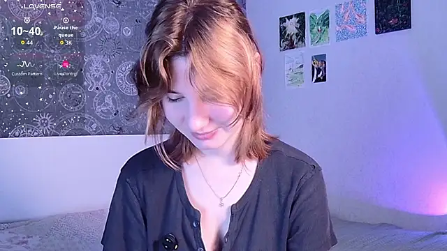 Cute Cate404 online show from March 1, 2:57 am