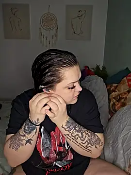 Saucy-Serenity online show from April 13, 7:19 pm