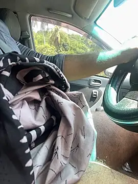 dam-her-boy online show from April 15, 7:59 am