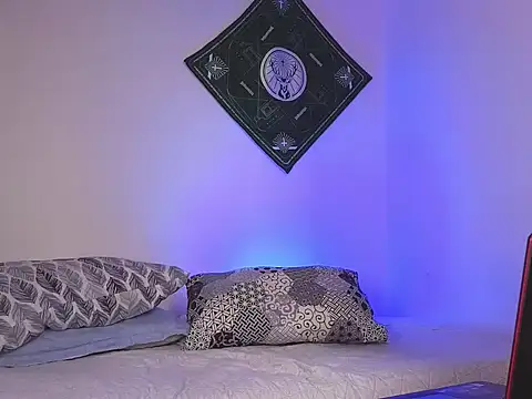 samevansx  online show from November 11, 4:40 pm