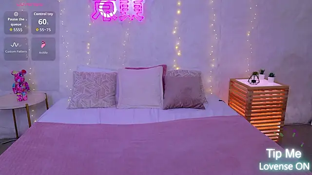 JaneRayan online show from March 1, 5:15 pm