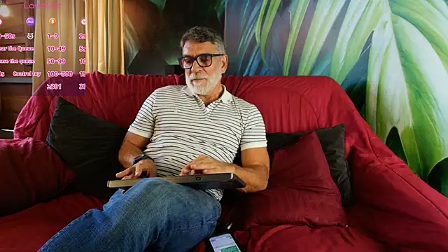 LukeCrews online show from October 4, 6:39 pm