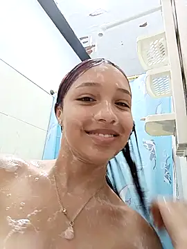 Snapshot of sharon_rosse__ chatting on December 3, 7:01 pm sharon rosse online show from December 3, 7:01 pm