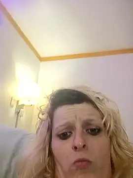 KITTYBOOBOOFUXX online show from October 31, 1:50 am